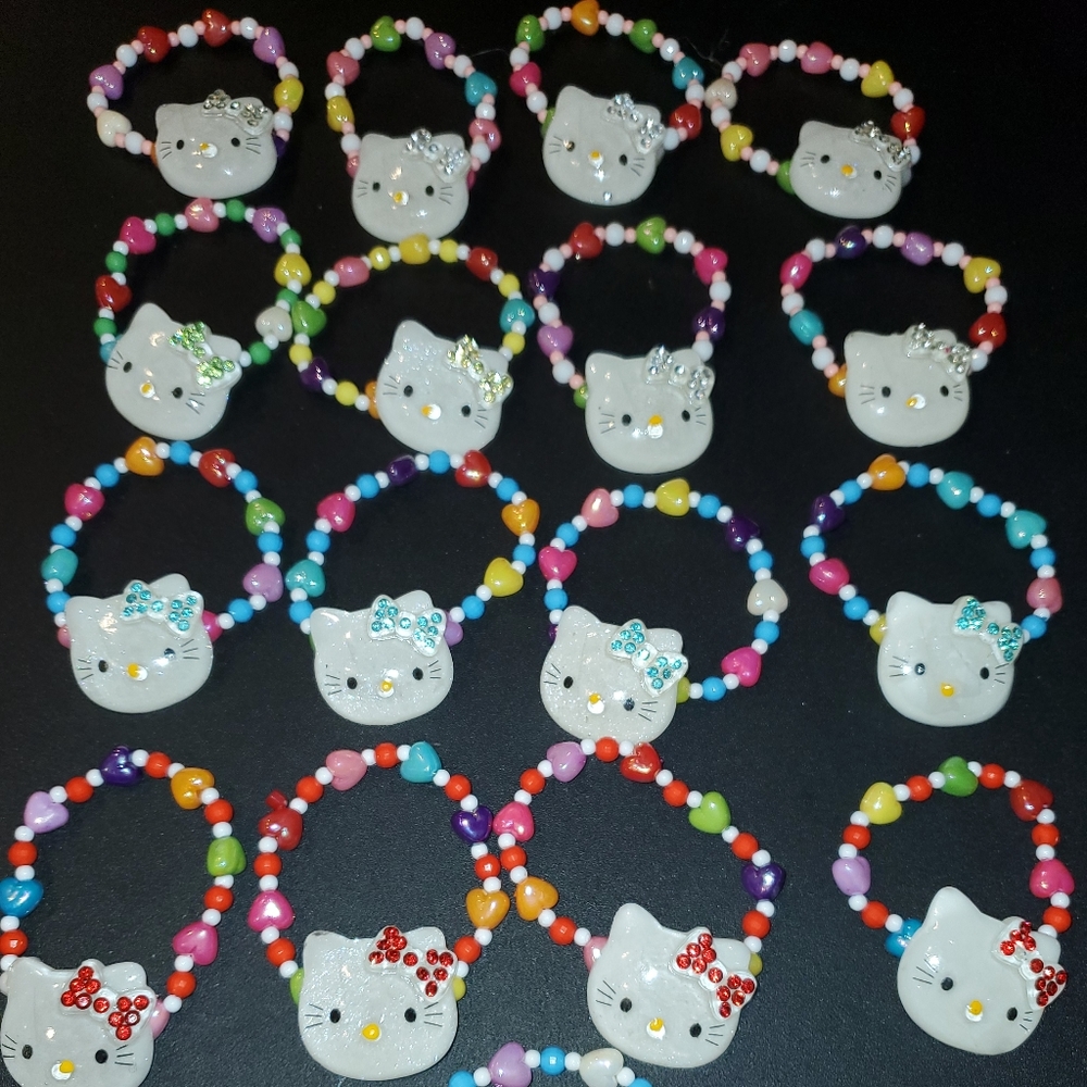 17 Pc Rhinestone Hello Kitty Handmade Bracelets B1